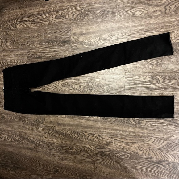 NWT Frame “Forever Karlie” Black skinny jeans - Picture 5 of 6